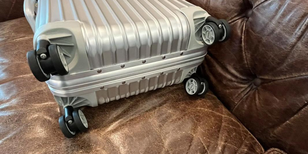 RIMOWA：定義奢華旅行新風尚